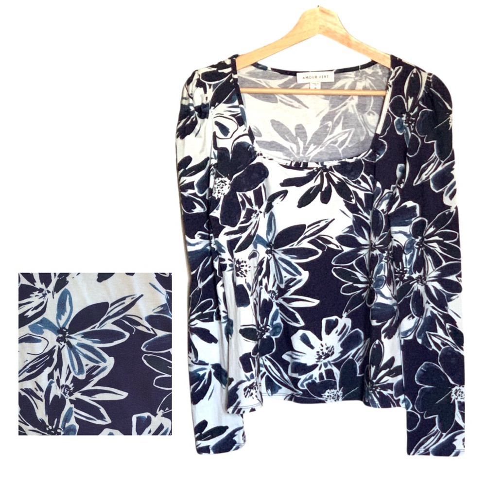 Amour Vert Square Neck Knit Navy Blue Floral Print Top Medium 3/4 Puff Sleeves